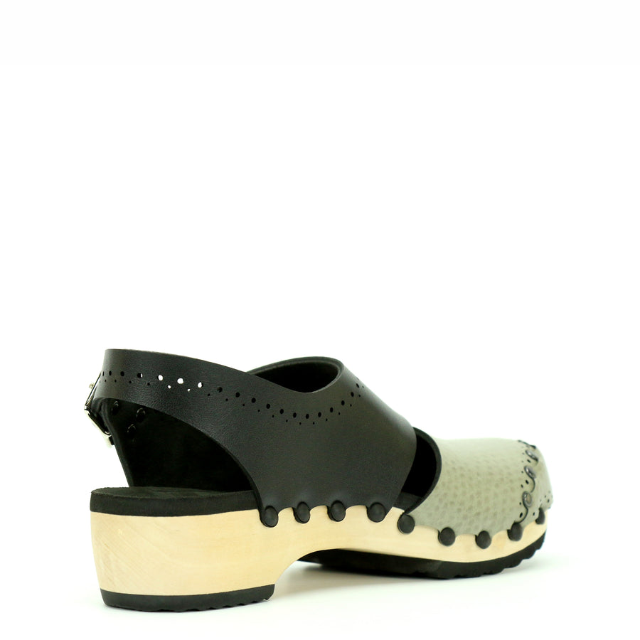Low Clog Closed Toe Slingbacks in Oatmeal and Onyx - Mohop