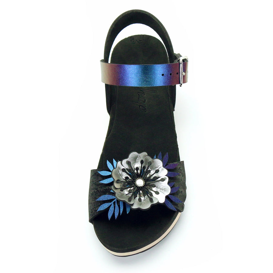 Low Clog Flower Toe Ankle in Midnight and Peacock - Mohop