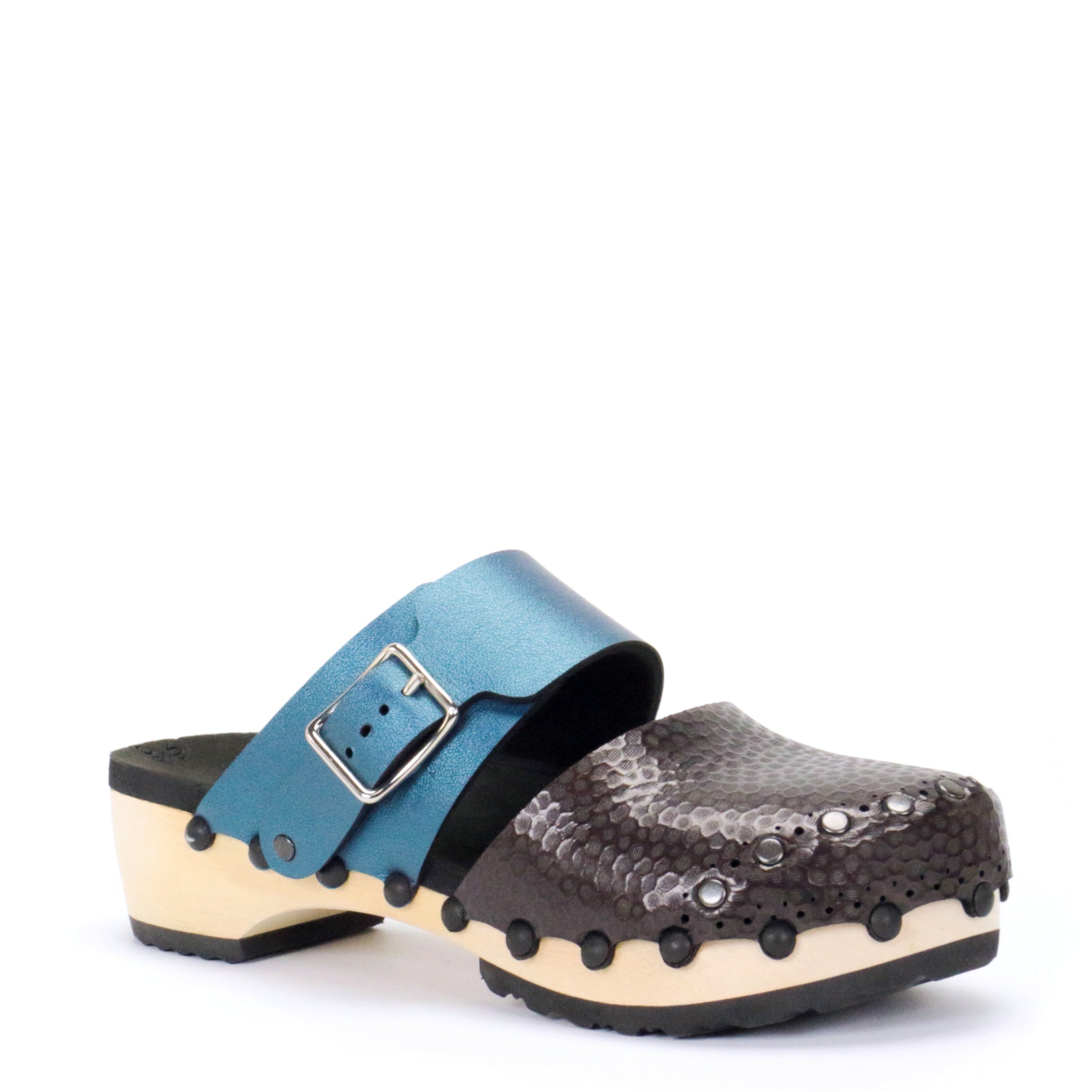 Low Clog Closed Toe Mule in Espresso and Azure - Vegan - Made in
