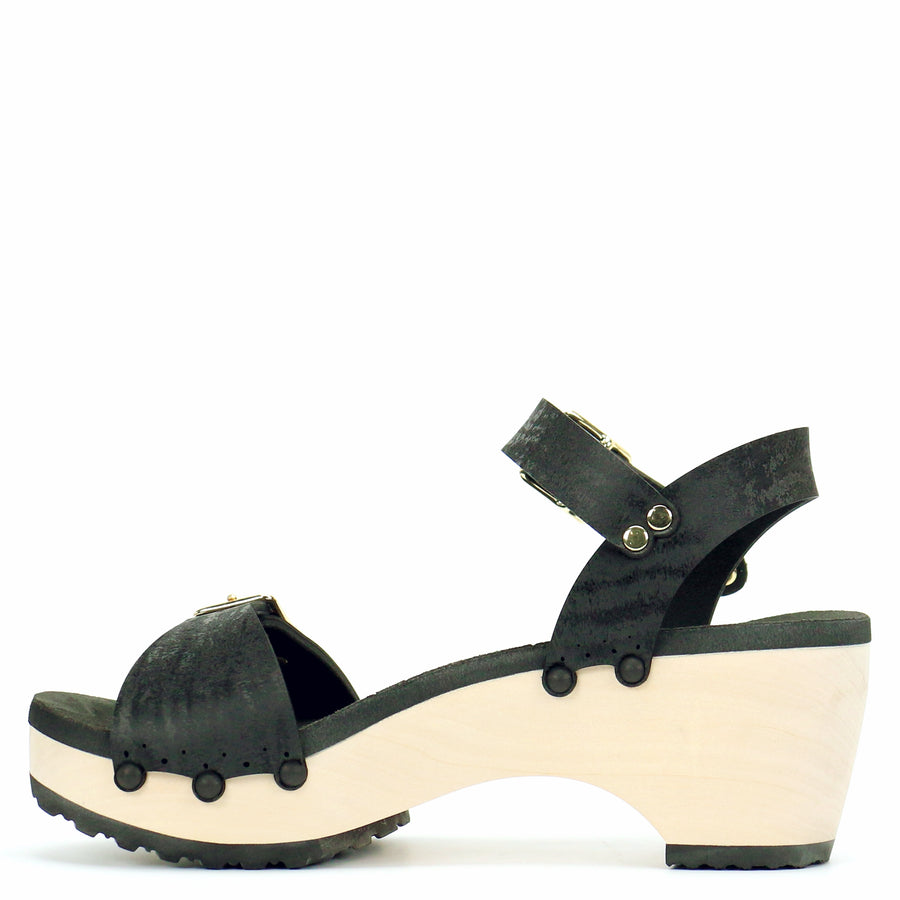 Mid Clog Buckle Toe Ankle in Midnight - Mohop
