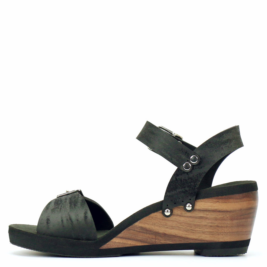 Mid Wedge Buckle Toe Ankle in Midnight - Mohop