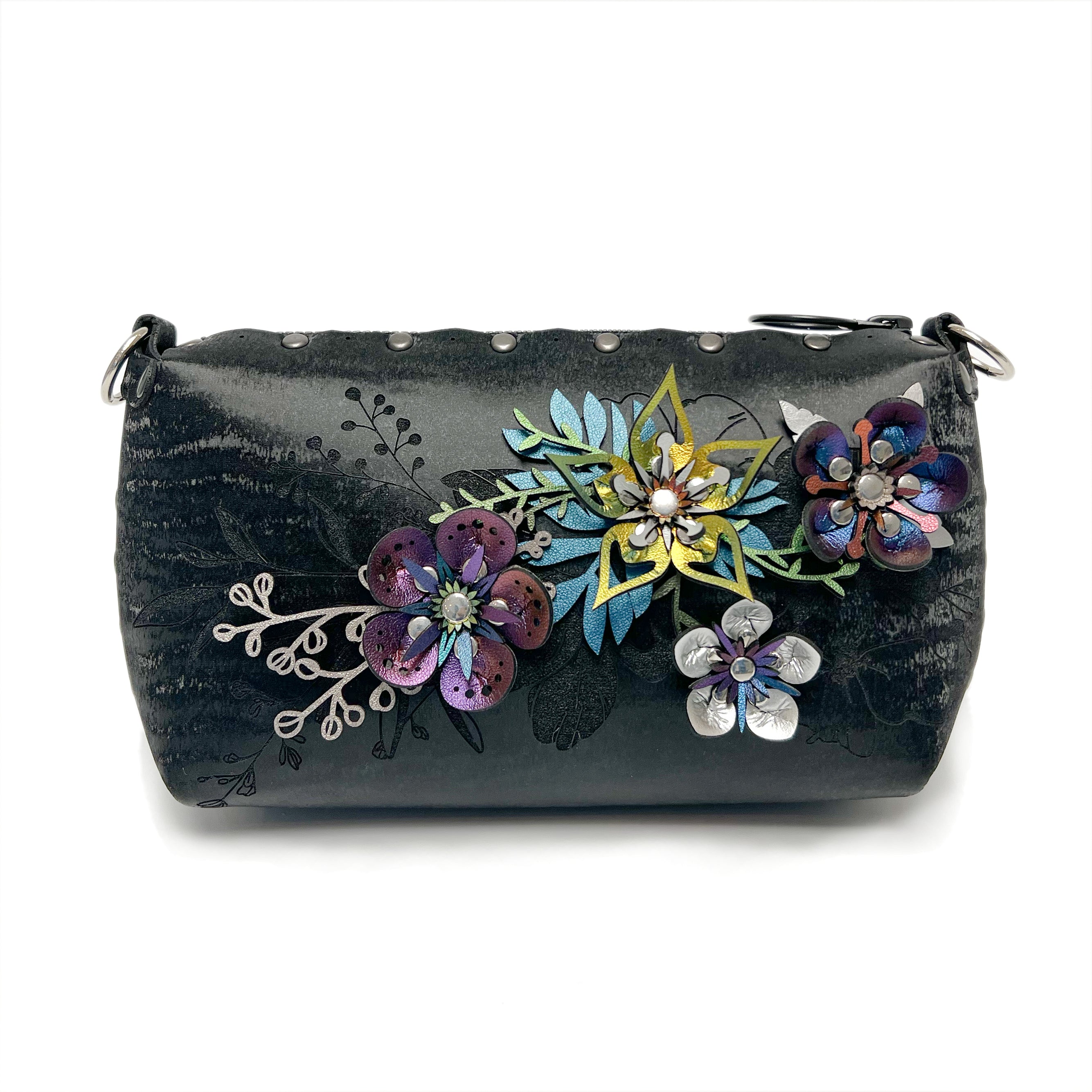 Mini-Flower-Black-Front_4480x.