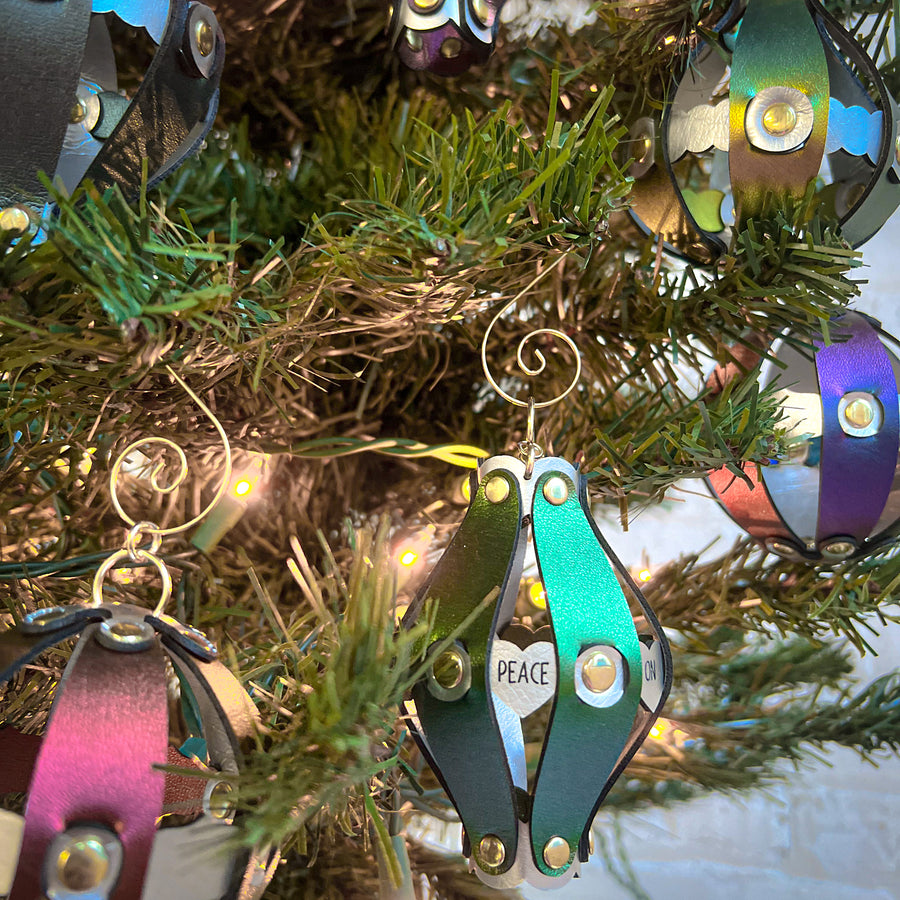 3D Holiday Ornaments