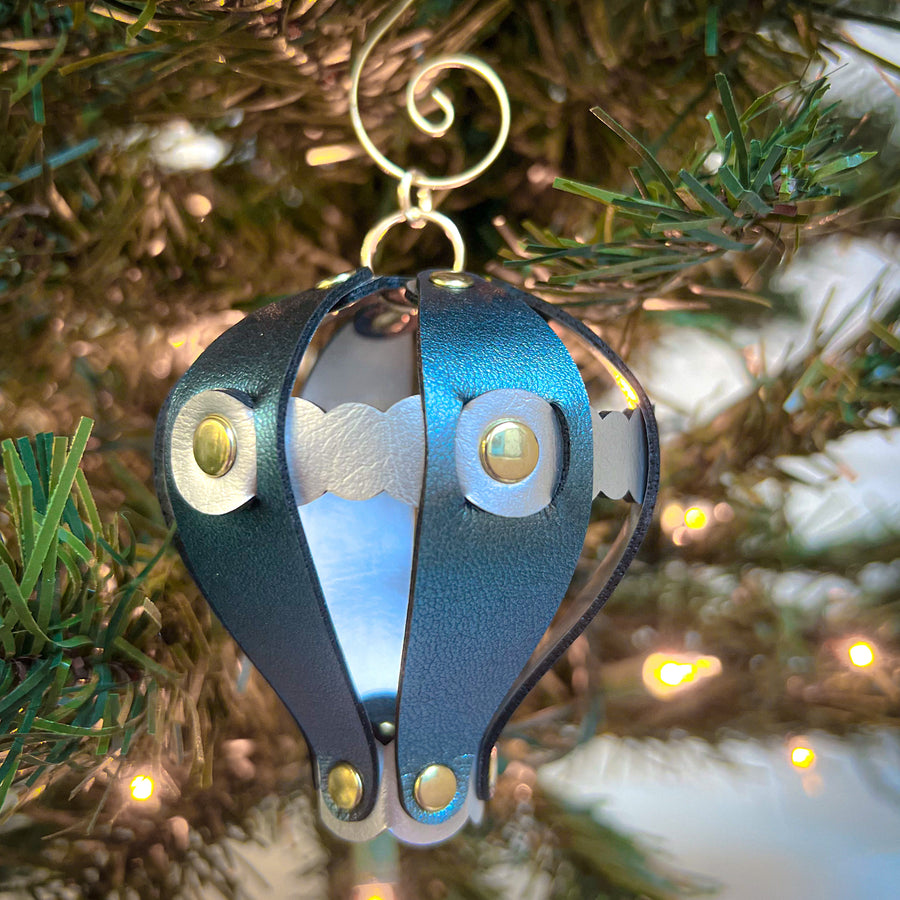 3D Holiday Ornaments