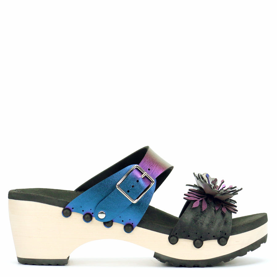 Mid Clog Flower Toe Mule in Midnight and Peacock - Mohop